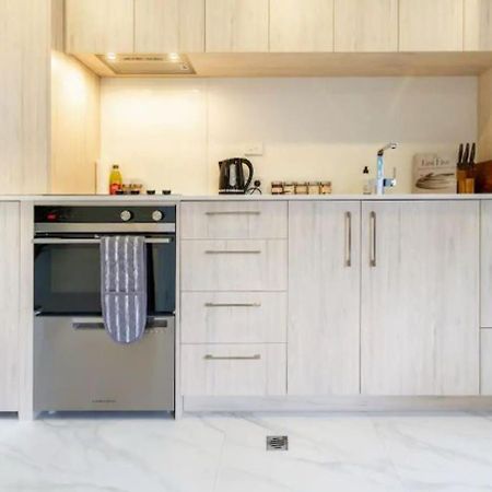 Serenity In The Centre: 2 Bed 2 Bath Κράισττσερτς Εξωτερικό φωτογραφία